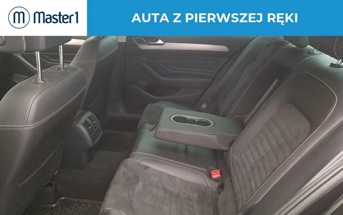 Volkswagen Passat cena 99850 przebieg: 145777, rok produkcji 2020 z Sieradz małe 191